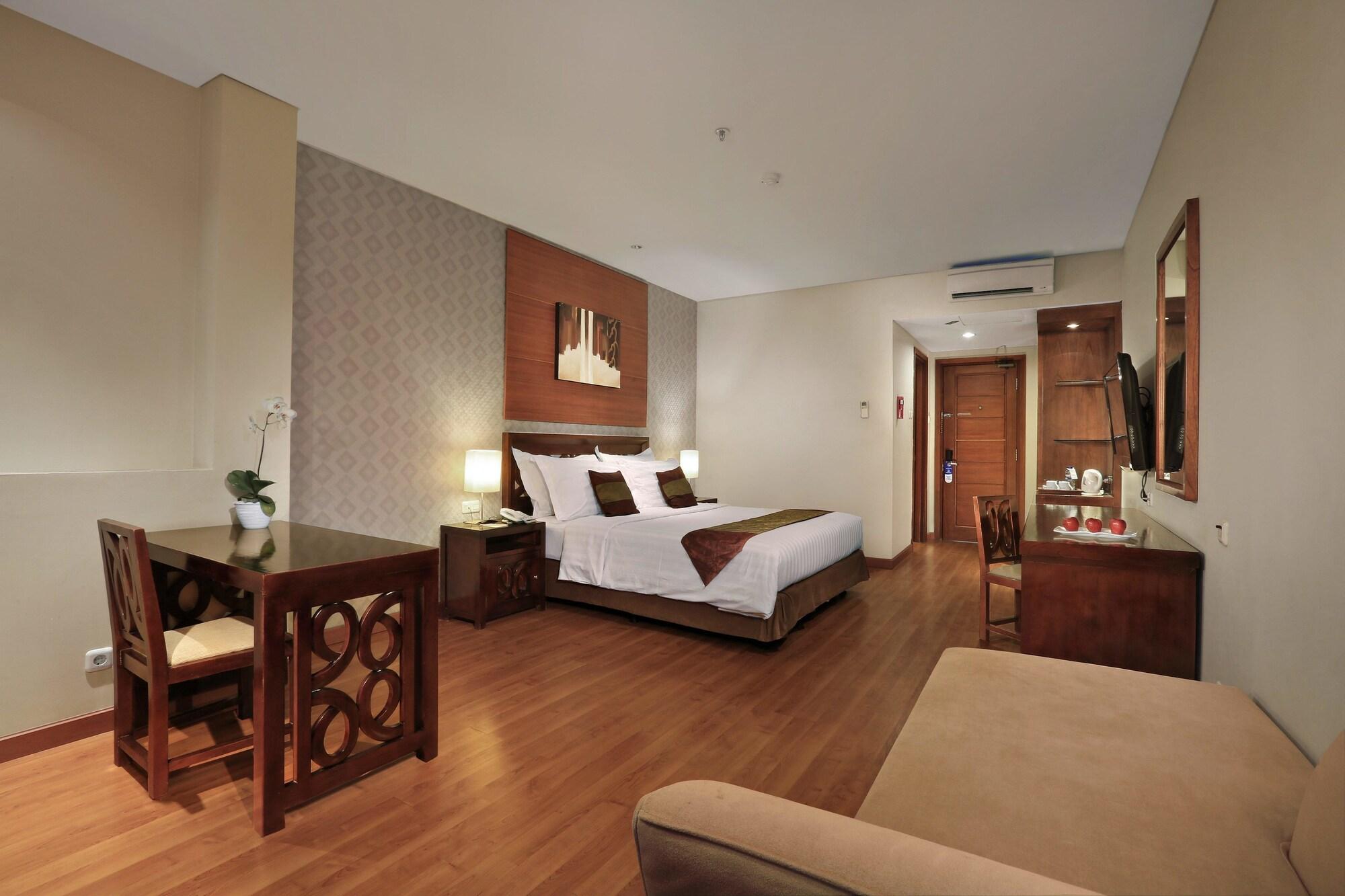 Aston Tanjung City Hotel Tanjung (Kalimantan) Exterior foto