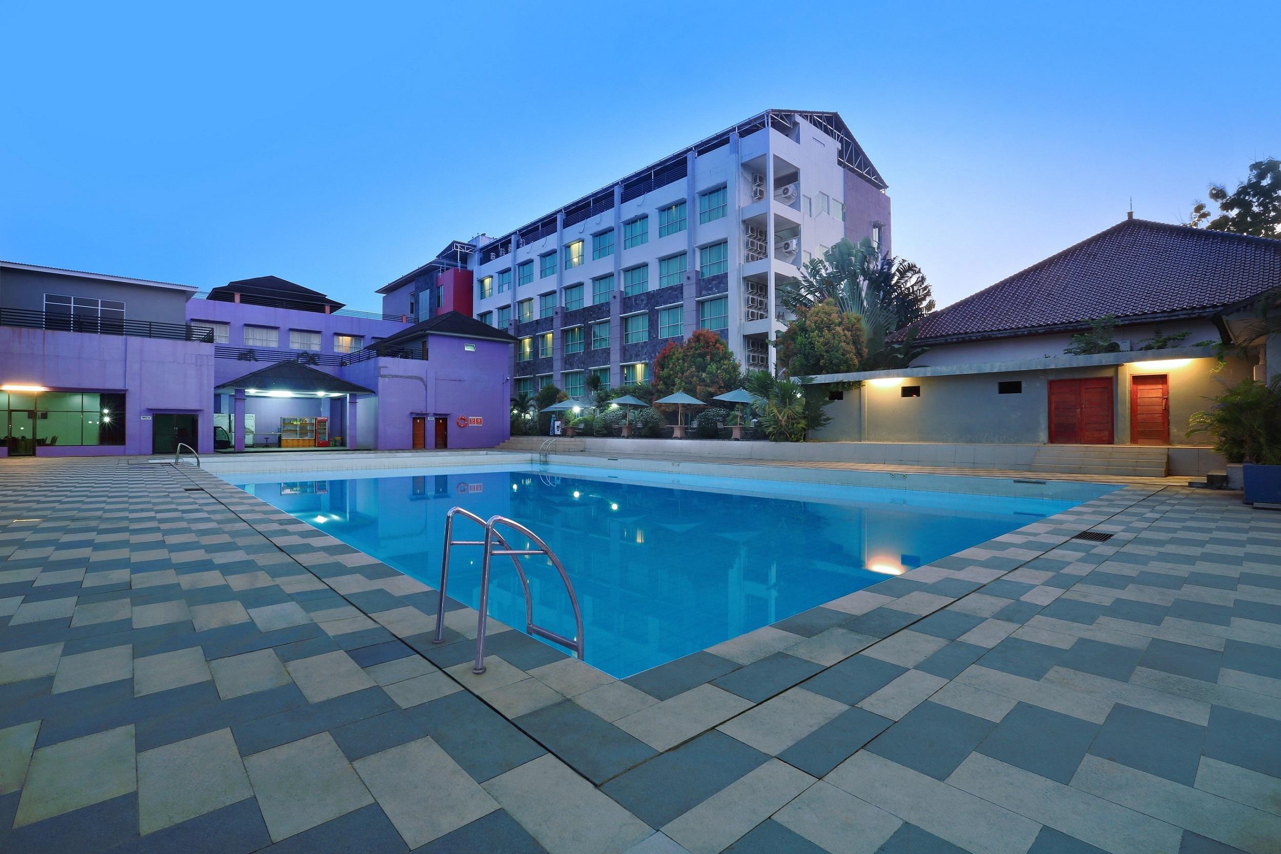 Aston Tanjung City Hotel Tanjung (Kalimantan) Exterior foto